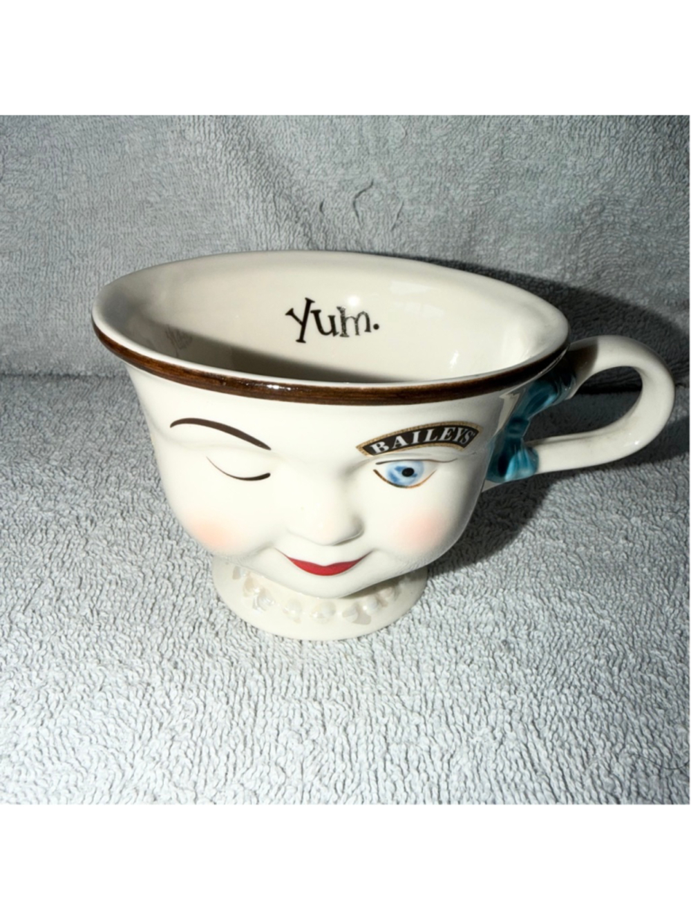 Pristine 1996 Vintage Bailey's Mrs Yum Winking Face Coffee Mug Cup Limited Ed